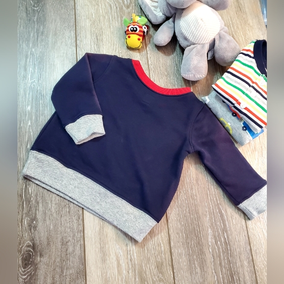 Baby Gap navy/multi dog embroidered sweatshirt Size 6-12 months - Picture 2 of 4